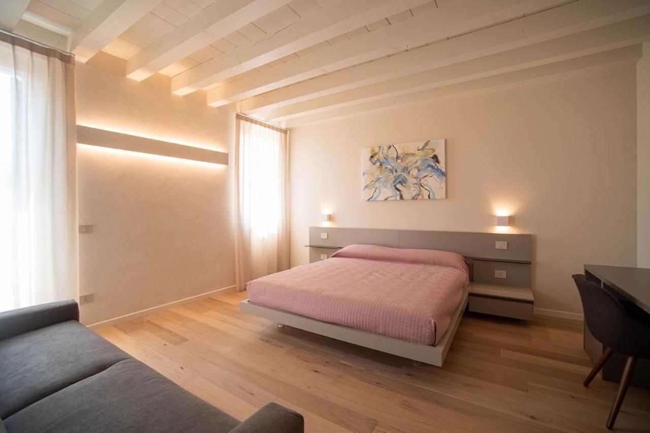 Calcirelli Suites Verona Bagian luar foto
