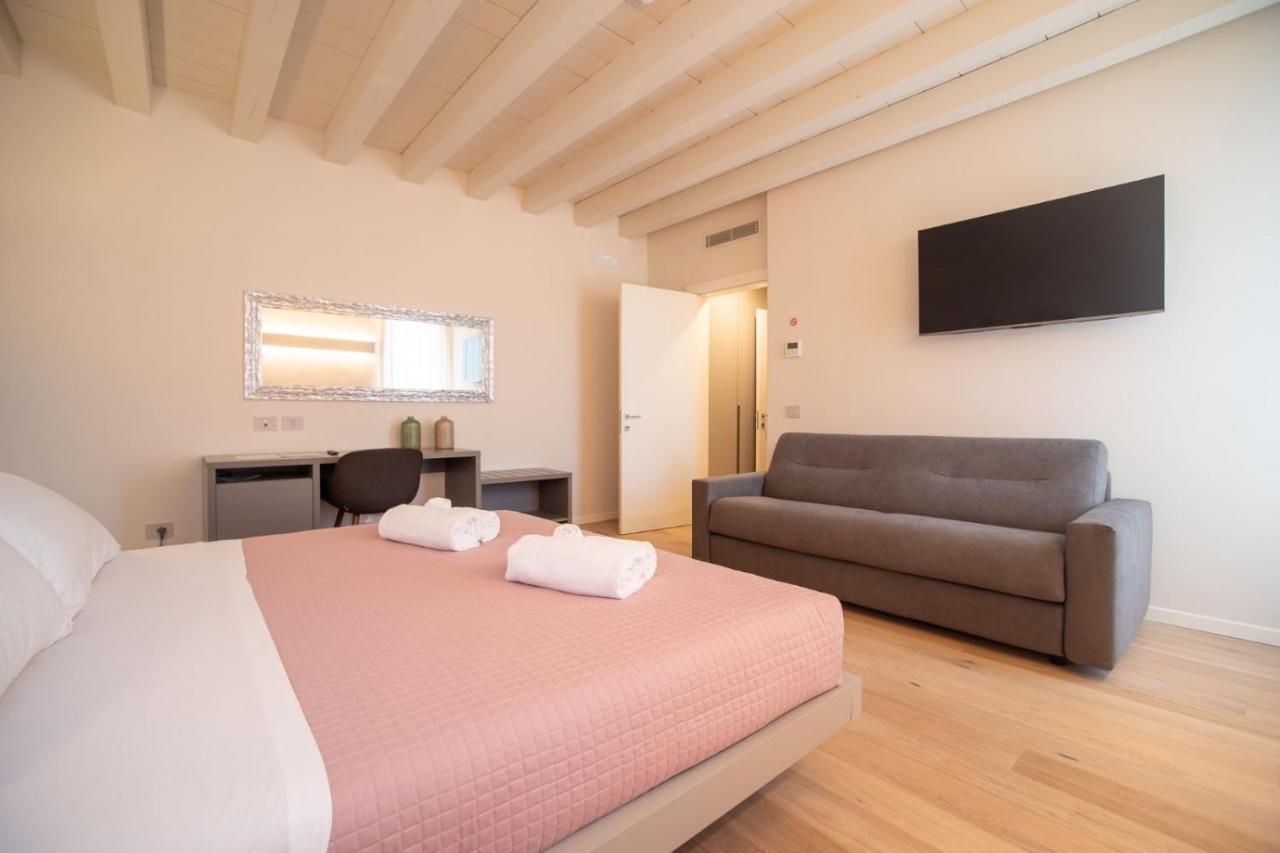 Calcirelli Suites Verona Bagian luar foto