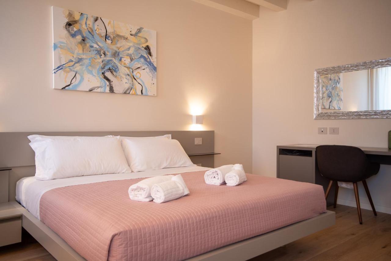 Calcirelli Suites Verona Bagian luar foto