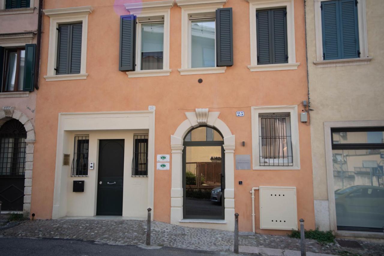 Calcirelli Suites Verona Bagian luar foto